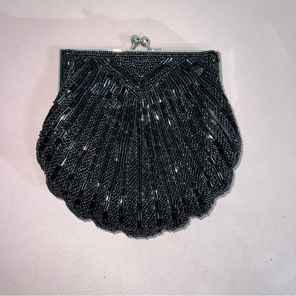 Apt. 9 Black Beaded Evening Clutch Purse Shell Design Kiss Lock Vintage Style 6"